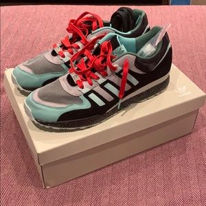 Sneaker Freaker Adidas Torsion Intergral S